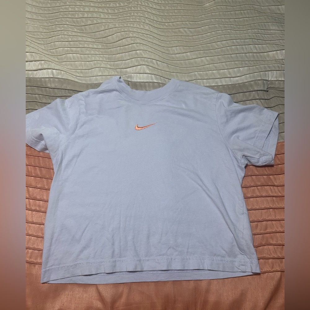 Nike Crop Top.  Size Adult Medium.  Color Lavender.  Lightly Worn.